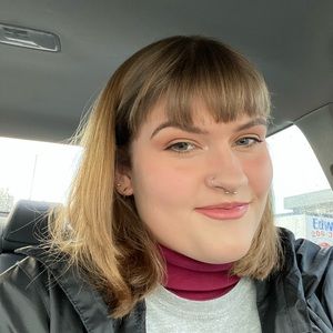 Meet your Posher, Natalie